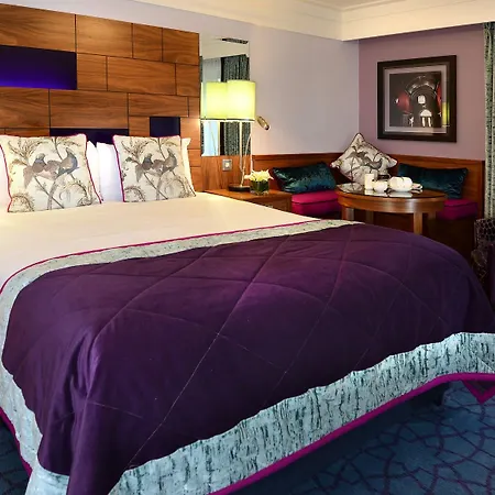 Clontarf Castle 4*