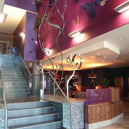 Crowne Plaza Dublin By Ihg 4*