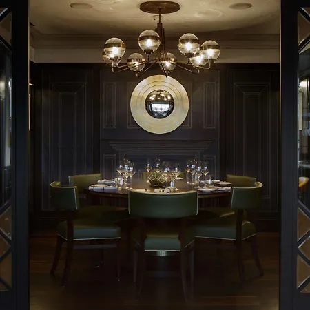 Conrad 5*