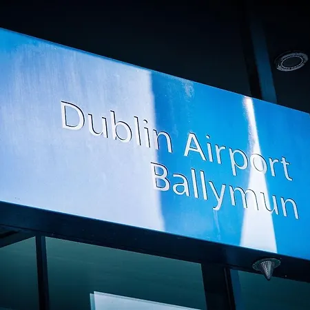 Travelodge Dublin Airport South 3* Collinstown (Santry)