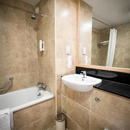 Travelodge Dublin Airport South Hotel