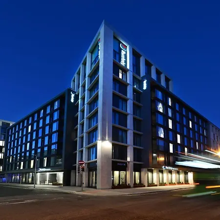 Travelodge Centre 3*