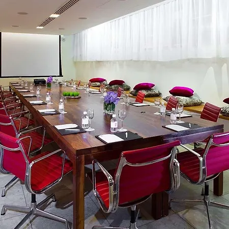 The Morrison Dublin, Curio Collection By Hilton 5*