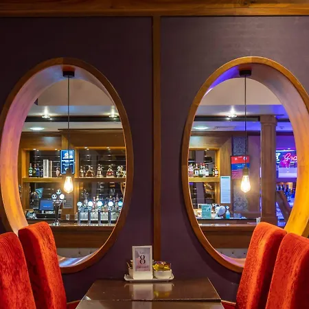 Green Isle Hotel, Dublin