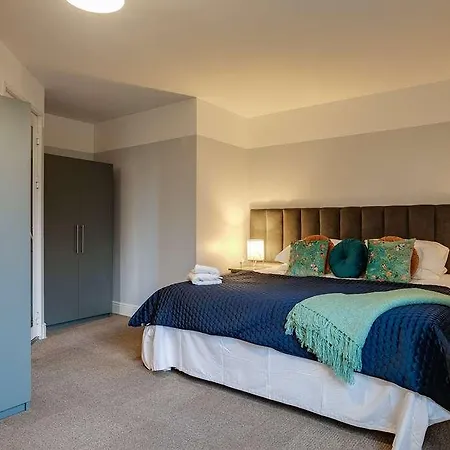 Hotel Griffith Halls Of *