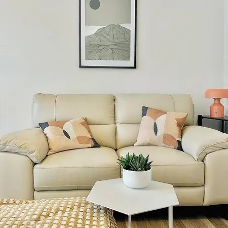 Luxury Top Location Rds, Aviva 5 Min Walk Appartamento *