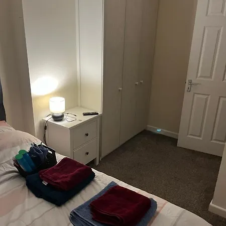 2 St Judes Court D24h1x4 Students Only Dublin