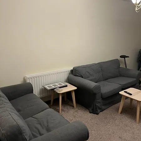 2 St Judes Court D24h1x4 Students Only Dublin