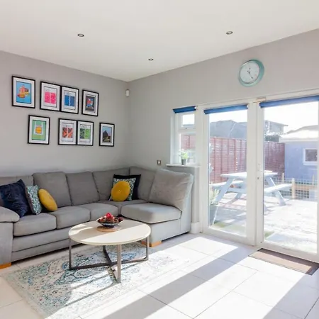 Guestready - Restful In Drimnagh * Dublin