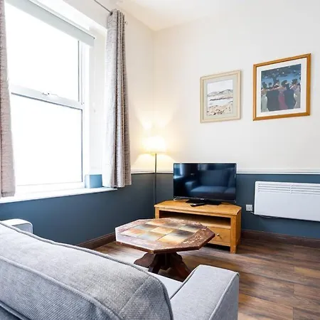 Apartment Homely 1 Bedroom In Smithfield, *