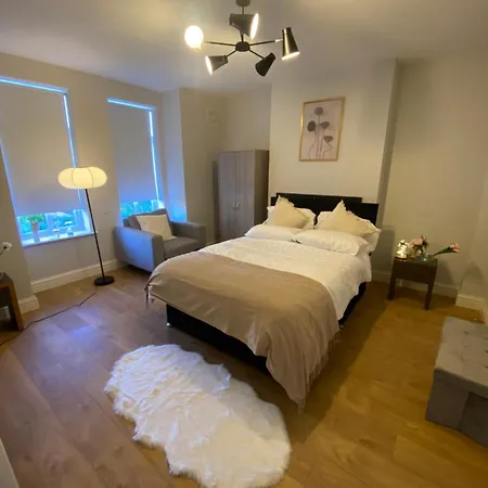 Extra Large In New House At Citywest Homestay