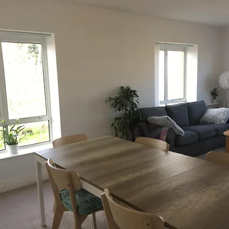 Spacious 3 Bedroom With Parking Apartment