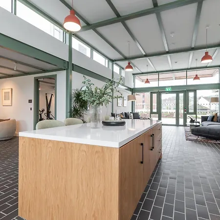 The Lookout Apartment