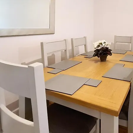Apartment Large Bright With Balcony South Dublin