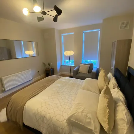 Homestay Extra Large In New House At Citywest