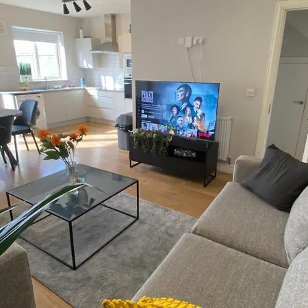 Extra Large In New House At Citywest Dublino