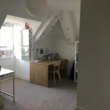 Apartment Spacious 3 Bedroom With Parking Dublin