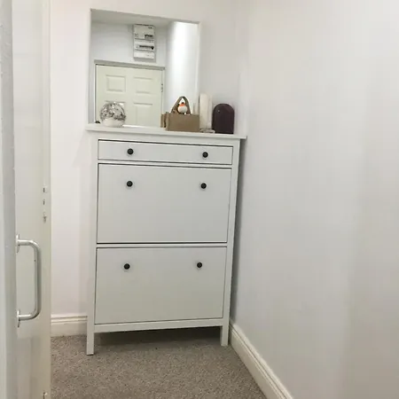 Spacious 3 Bedroom With Parking Apartment