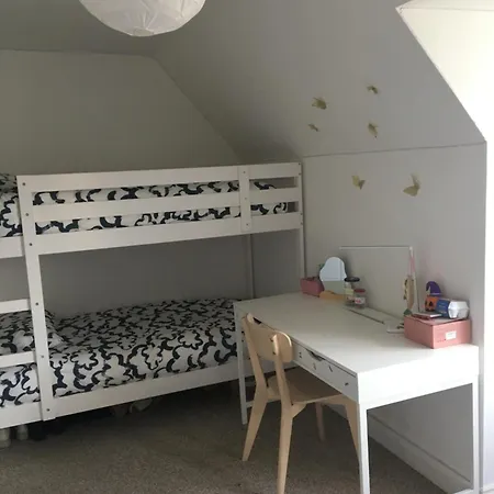 Apartment Spacious 3 Bedroom With Parking