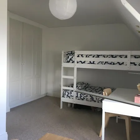 Apartment Spacious 3 Bedroom With Parking Dublin