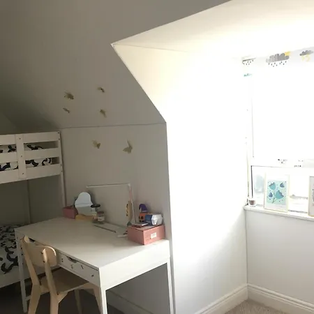 Spacious 3 Bedroom With Parking * Dublin