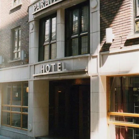 Hotel Paramount 3*