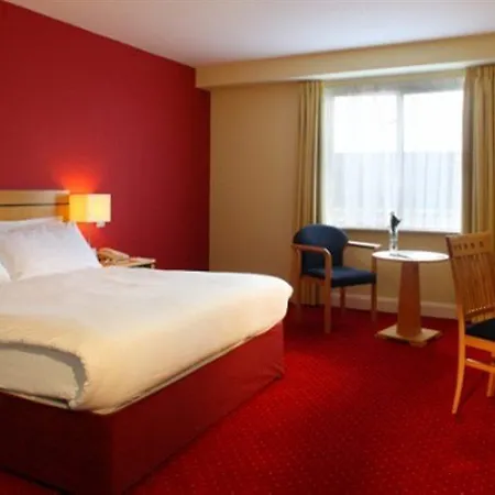 Grand Canal 4* Dublin