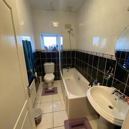 Mixed Dormitory Shared With Other Guests Dublin