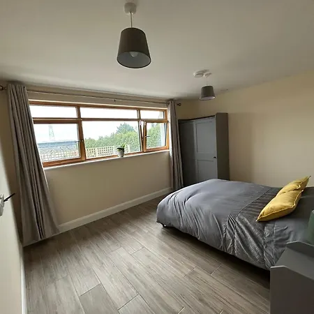 Two Bedroom Ground Floor Apartment, Professionally Managed Apartment