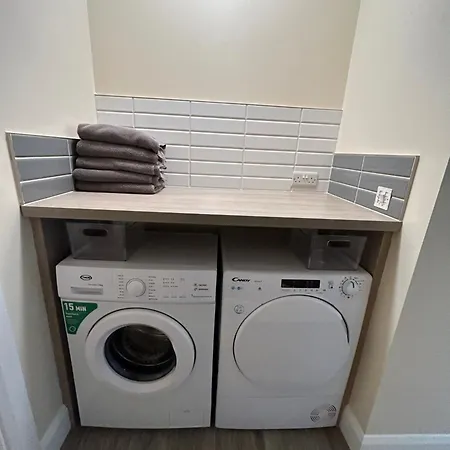 Two Bedroom Ground Floor Apartment, Professionally Managed * Dublin