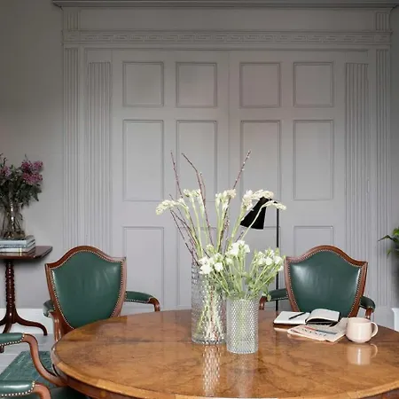Gasthof Pembroke Hall 3*