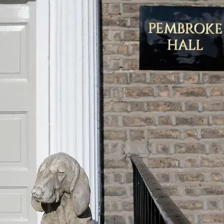 Pembroke Hall 3* Dublin