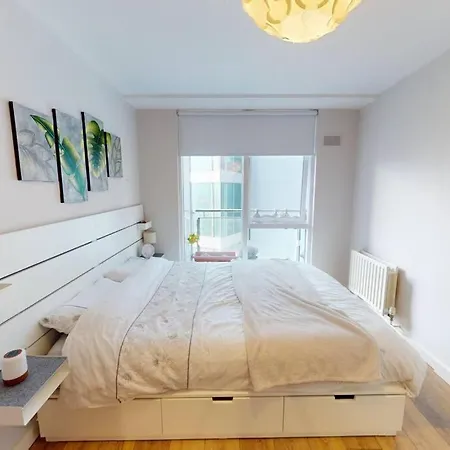 Centrally Located, Comfy 2-bed 2-bath * Dublino