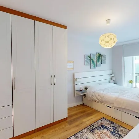 Appartamento Centrally Located, Comfy 2-bed 2-bath *