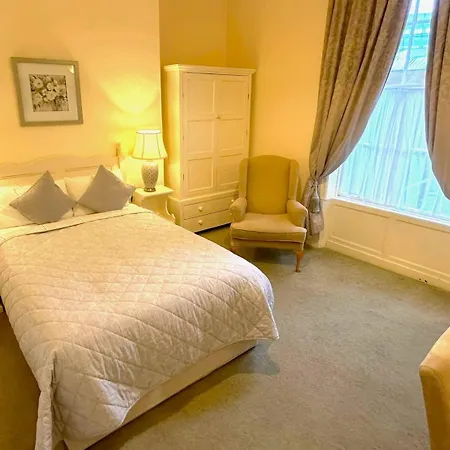 Baggot Court Townhouse מלון דבלין