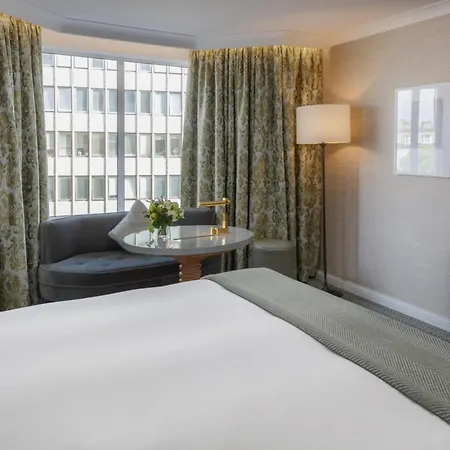 Conrad Otel