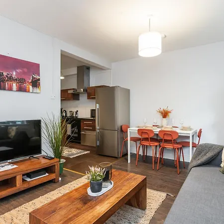 Appartamento Lovely 2-bed In The Heart Of Dublino