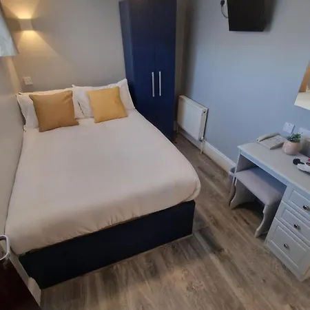 Maples House Hotel 3*
