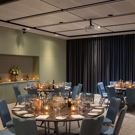 Radisson Blu Royal 4* Dublin