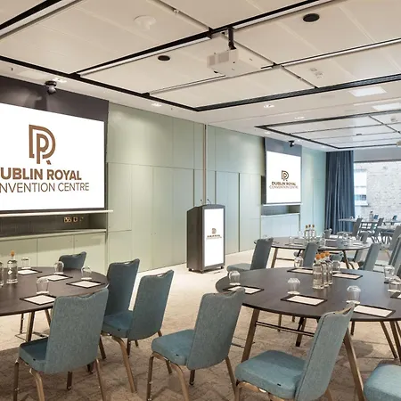 Hotel Radisson Blu Royal 4*