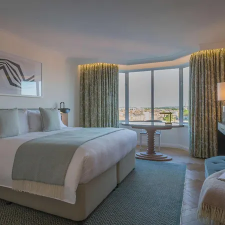 Conrad Otel
