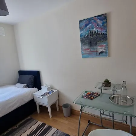 Homestay Nest. Dublin