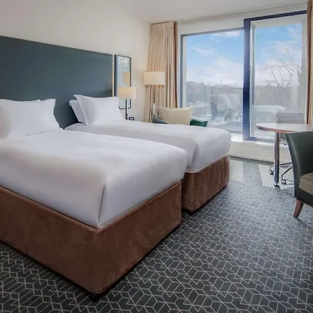 Hilton Kilmainham מלון