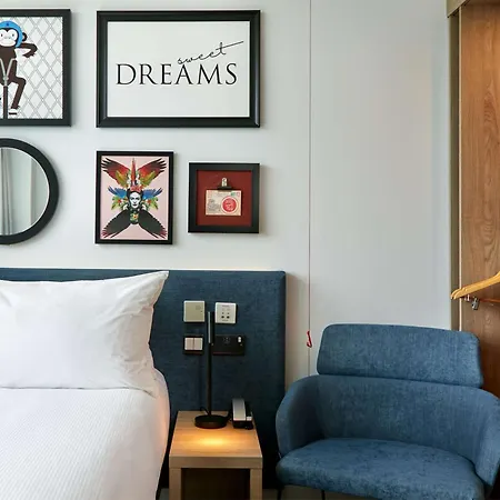 Hampton By Hilton Centre Отель 3*