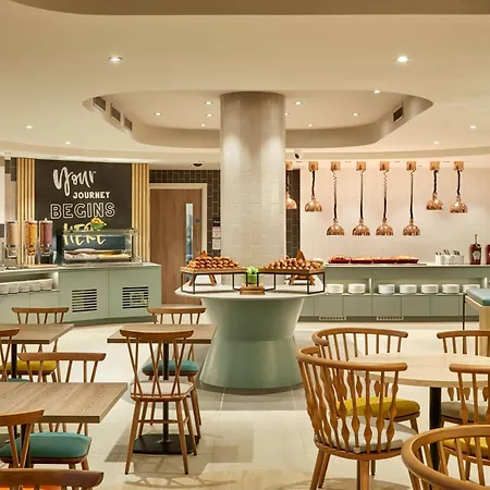 Hampton By Hilton Centre 3* Дублин