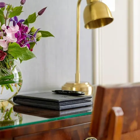 The Shelbourne, Autograph Collection