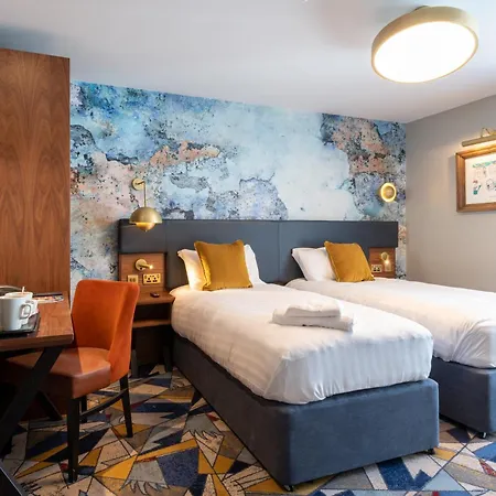 Hotel Keavan's Port Hotel, 4*