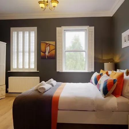 Avoca House Bed & Breakfast 3*