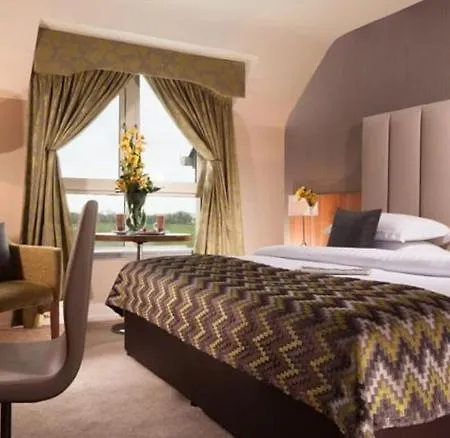 Castleknock 4*