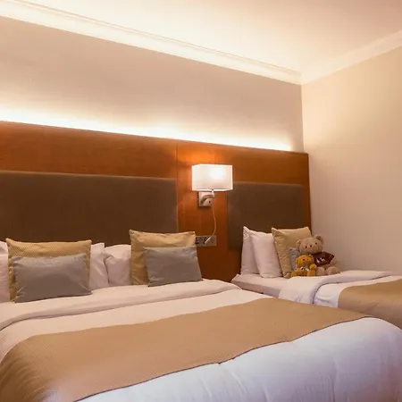 Uppercross House Hotel